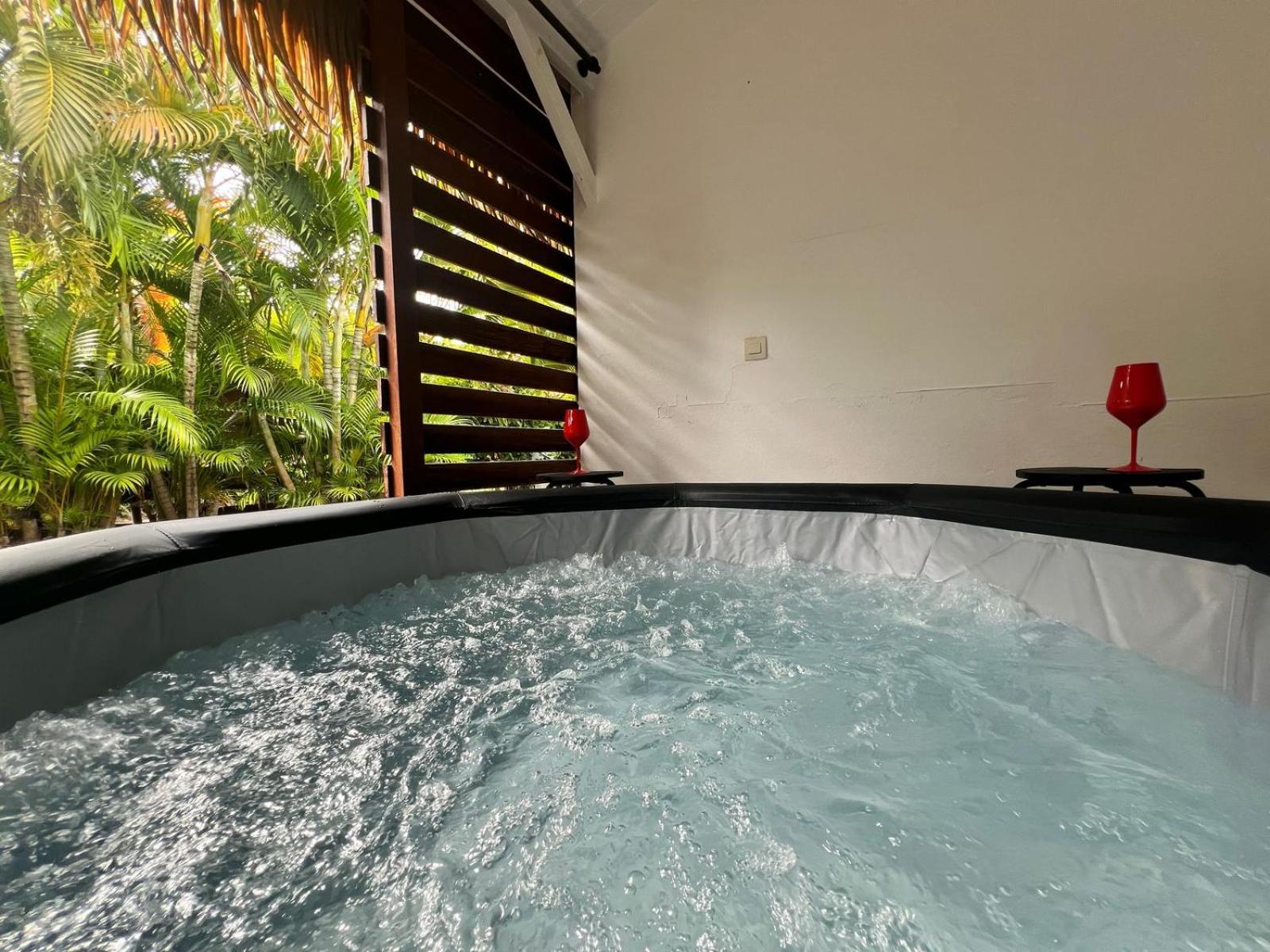 Orcéa&Spa Séjours Ecofriendly Sainte-Anne Extérieur photo